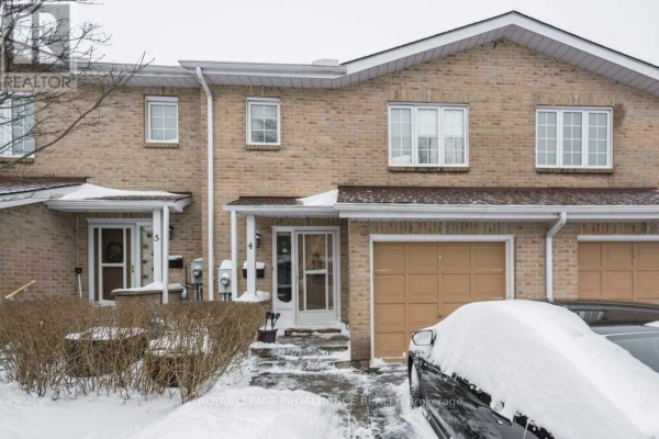 #4 -11 JANLYN CRES, Belleville