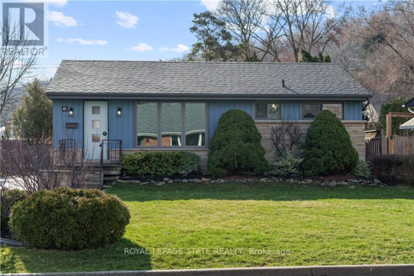 5 CHERRYWOOD DR, Hamilton