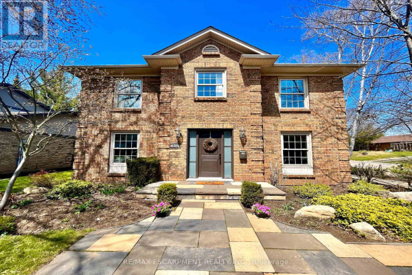 209 LONGFIELD CRES, Hamilton