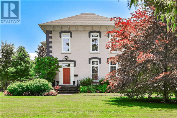 535 MAIN ST W, Grimsby