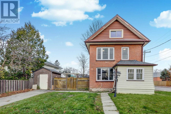 26 ST PAUL ST, Kawartha Lakes