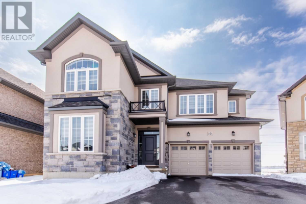104 DOLOMITI CRT, Hamilton