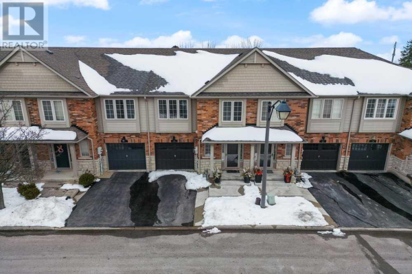 #11 -222 FALL FAIR WAY, Hamilton