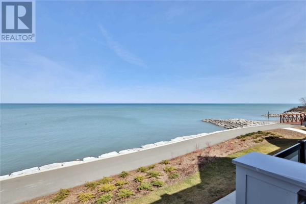 18 PIERRE TRUDEAU LANE, Grimsby