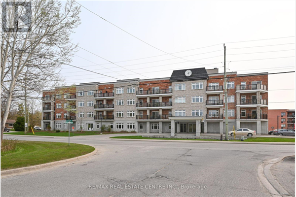 #407 -245 SCOTLAND ST, Centre Wellington