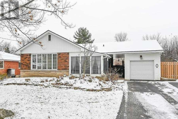 83 ALDERCREST AVE, Hamilton