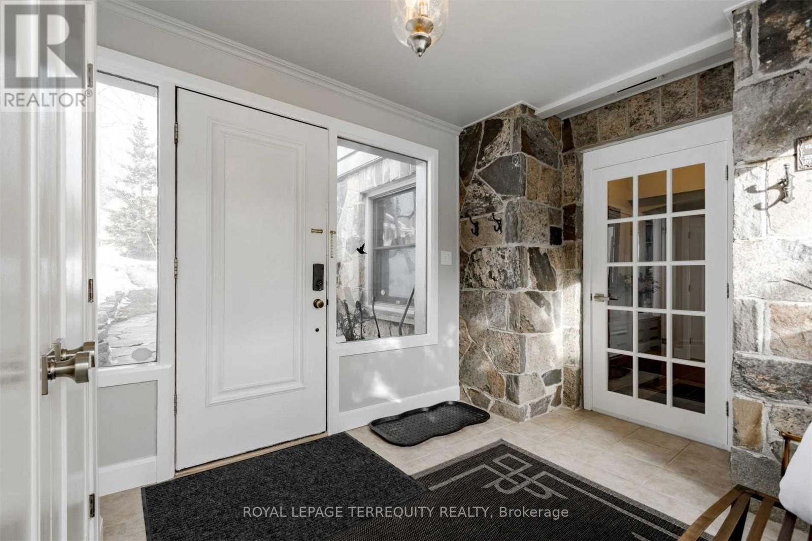 Listing X5960603 - Large Photo # 4