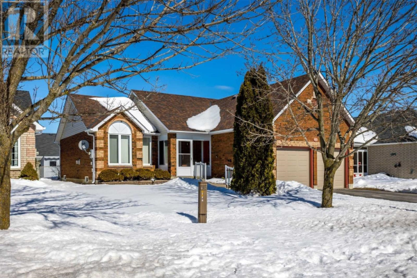 1213 WILDLARK DR, Otonabee-South Monaghan