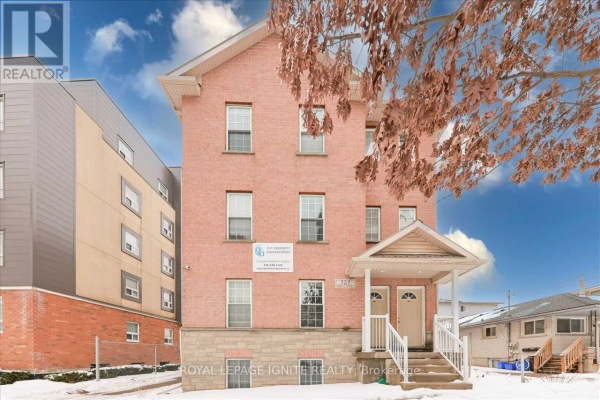 327 SPRUCE ST, Waterloo