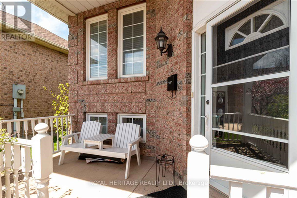22 MADISON CRT W, Welland