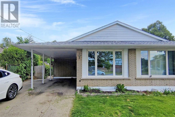 566 STONE CHURCH RD W, Hamilton
