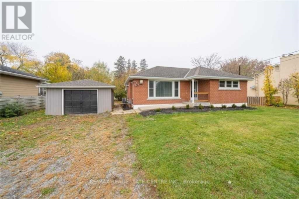 2104 UPPER JAMES (MAIN) ST, Hamilton