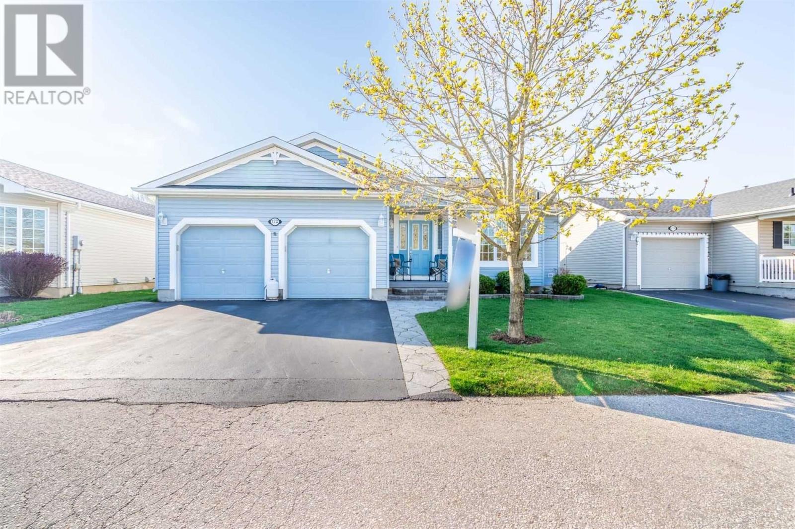 Listing X5973295 - Large Photo # 1