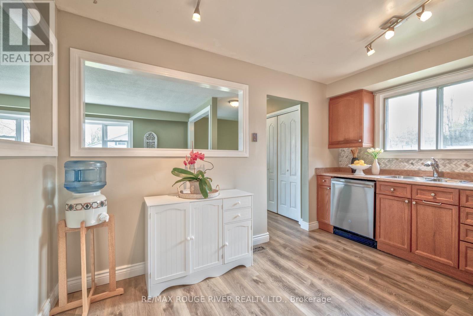 Listing X5976060 - Large Photo # 17