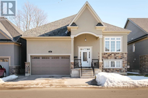 43 LOCKSIDE DR, Peterborough
