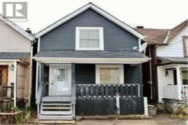 9 ADAMS ST, Hamilton