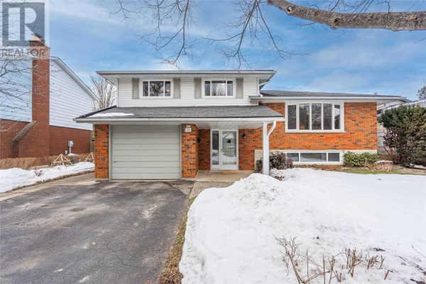 51 FLANDERS RD, Guelph