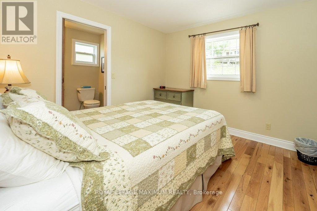 #126-7 -1052 RAT BAY RD, #126-7