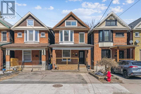 15 CUMBERLAND AVE, Hamilton