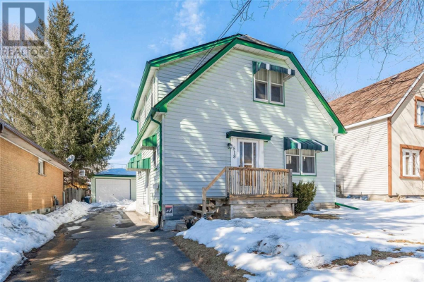 518 STIRLING AVE S, Kitchener