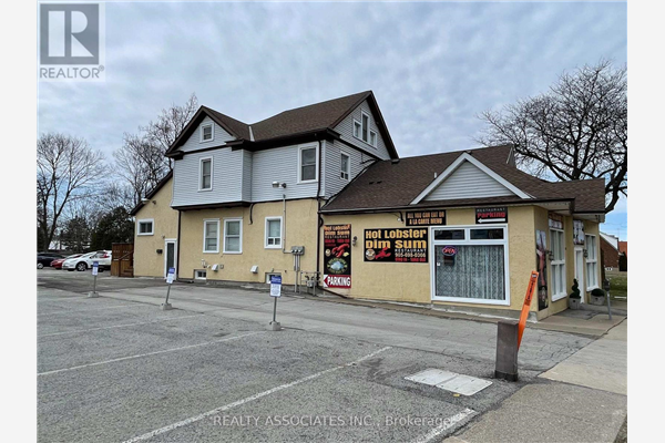 5689 MAIN ST, Niagara Falls