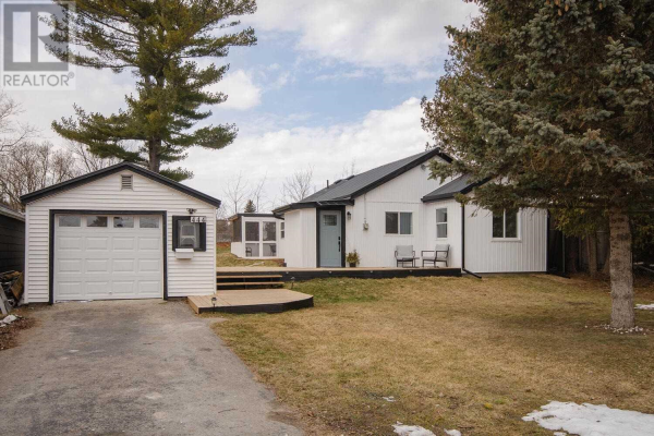 444 BOULTON ST, Cobourg