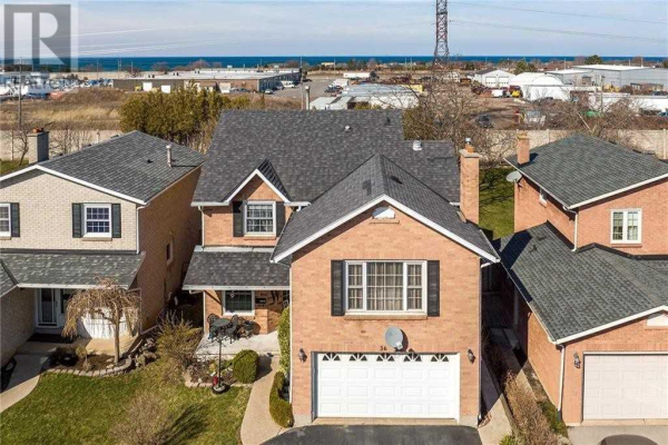 36 MERRITT CRES, Grimsby