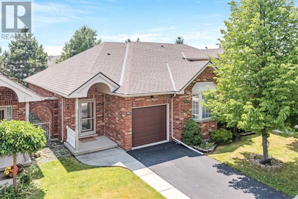 39 RIVEROAKS DR, Hamilton