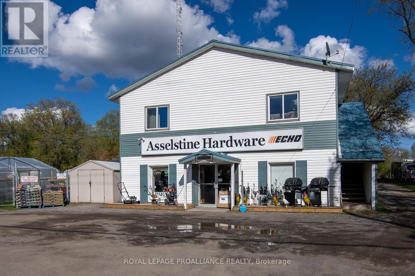 6826 HWY 38