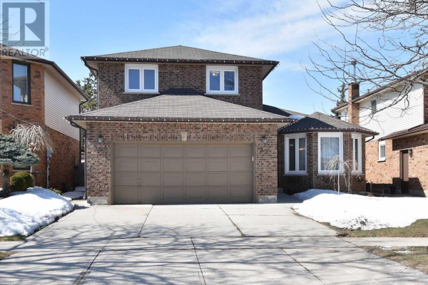 27 GATESTONE DR, Hamilton