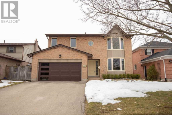 128 MAPLE DR, Hamilton