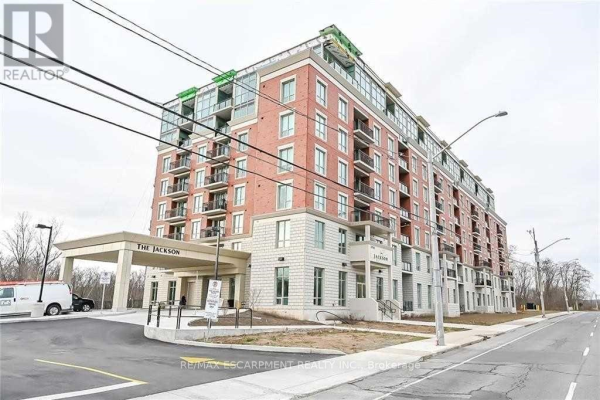 #213 -2750 KING ST E, Hamilton