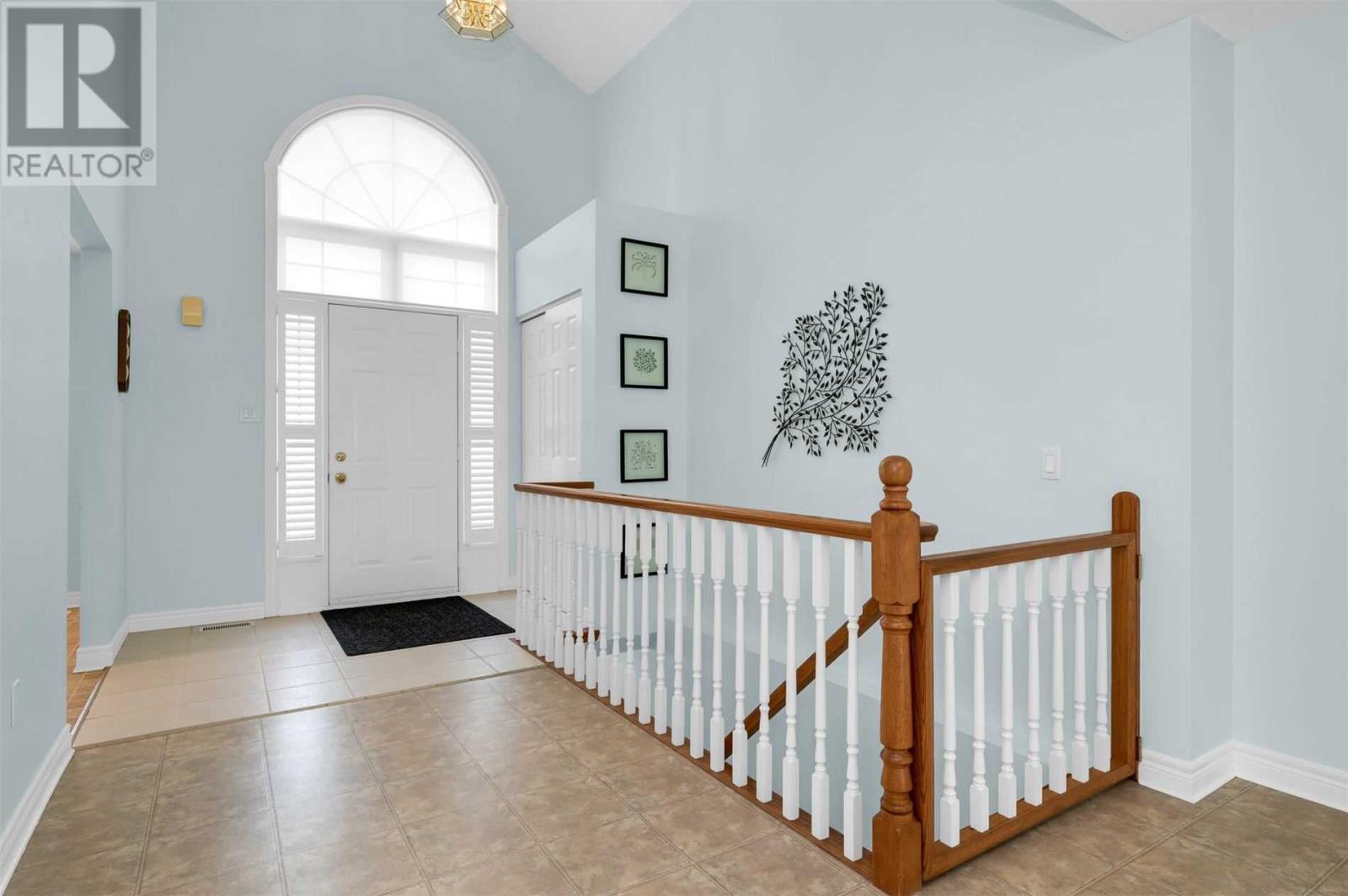 Listing X5991335 - Large Photo # 2