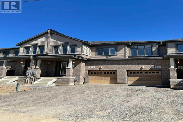 131 FREEDOM CRES, Hamilton