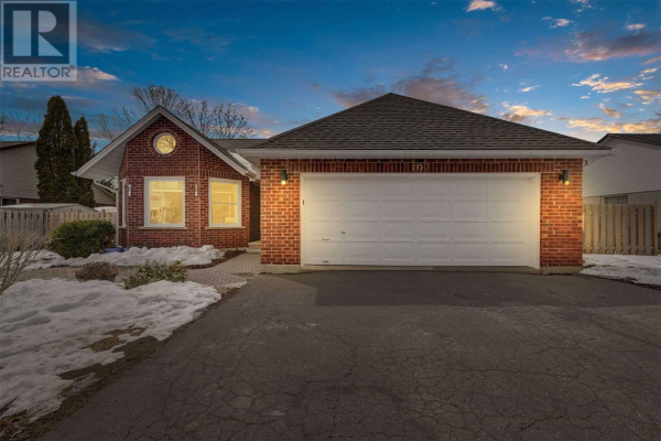 107 JOHN ST, Guelph/Eramosa