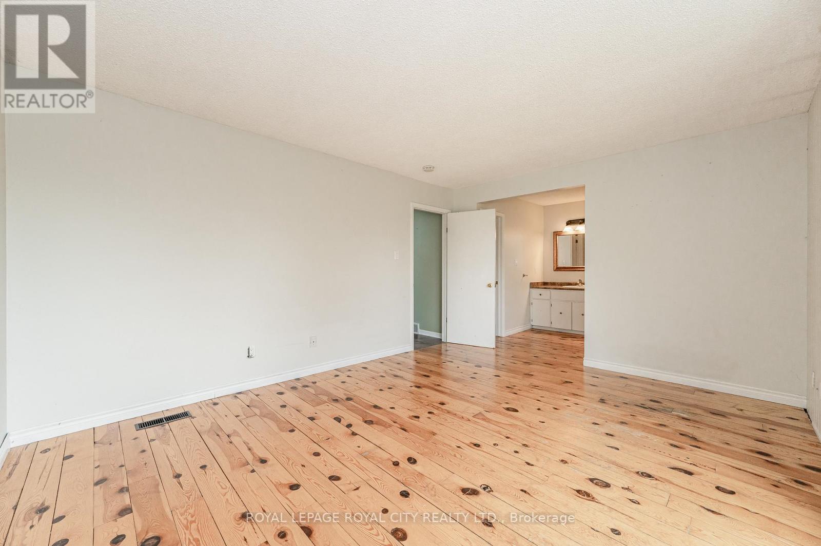 Listing X6000432 - Large Photo # 25