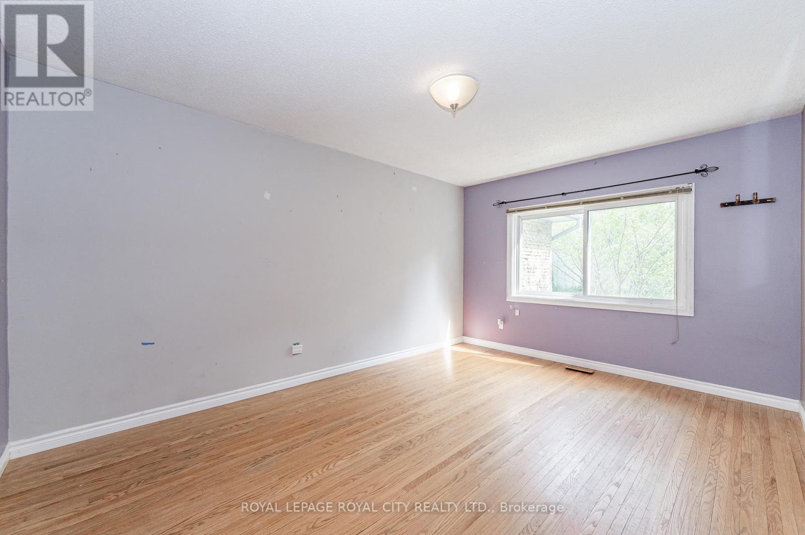 Listing X6000432 - Large Photo # 10