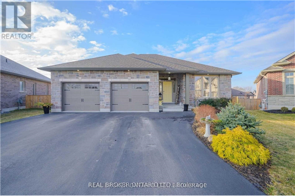 79 THOMSON RD, Norfolk