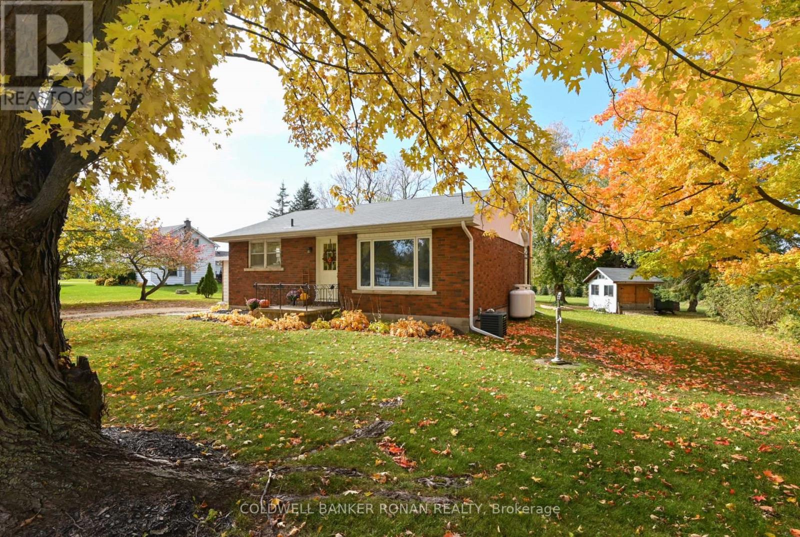 Listing X6000508 - Large Photo # 3