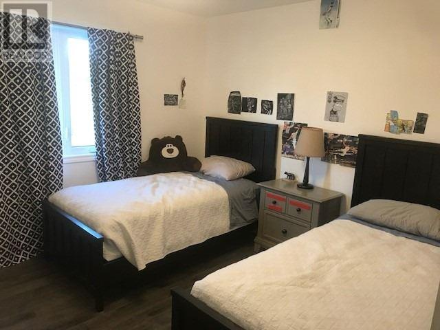 201 ST VINCENT CRES