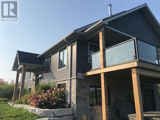 201 ST VINCENT CRES