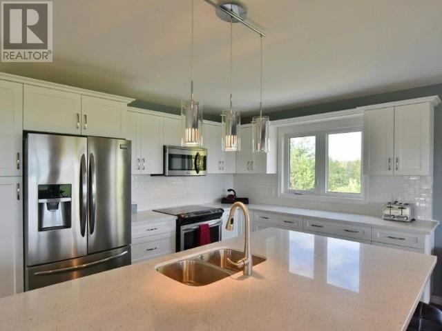 201 ST VINCENT CRES