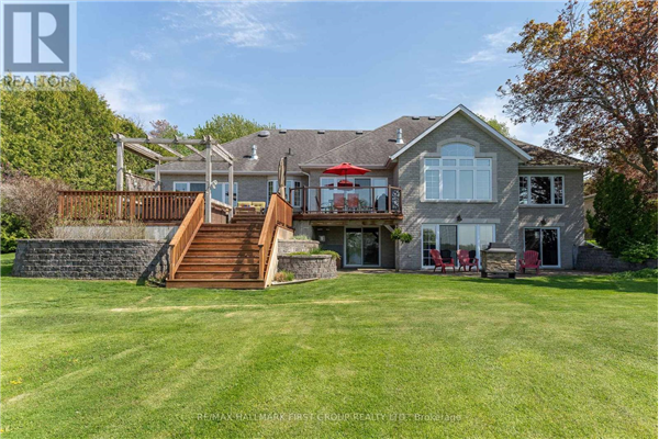 237 MASSASSAUGA RD, Prince Edward County