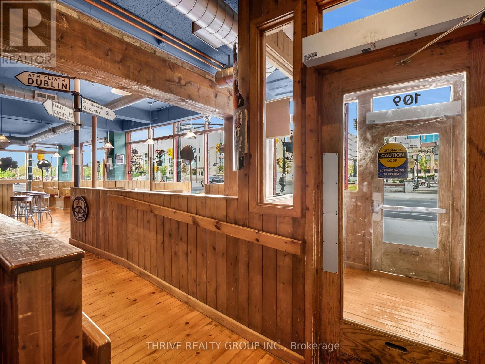109 KING ST