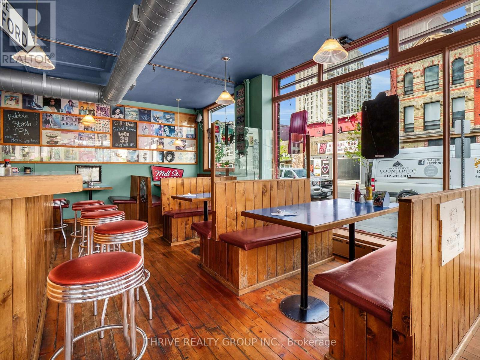 109 KING ST