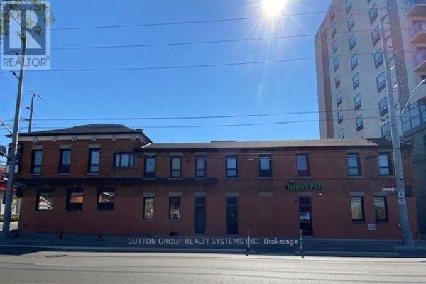 #201 -161 WELLINGTON ST N, Hamilton