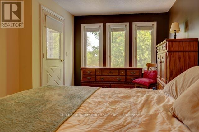 Listing X6009396 - Large Photo # 24