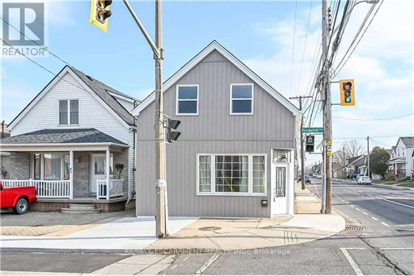 38 FREDERICK AVE, Hamilton