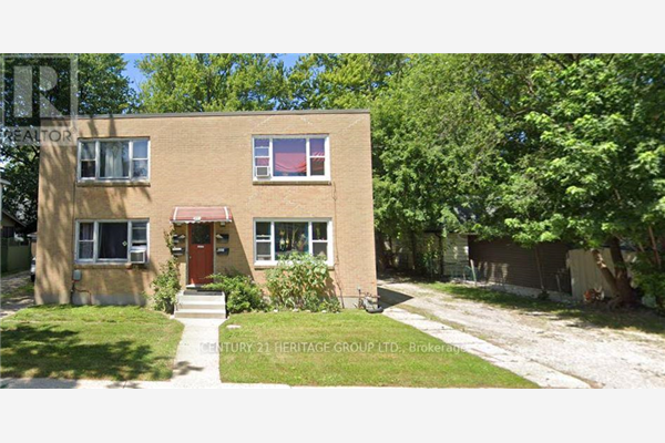 141-143 SUTTON ST, Sarnia