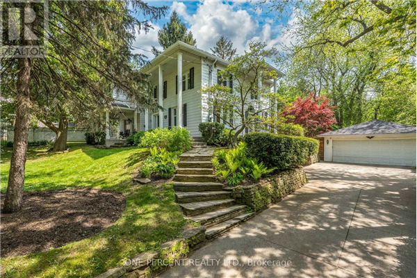 28 SULPHUR SPRINGS RD, Hamilton